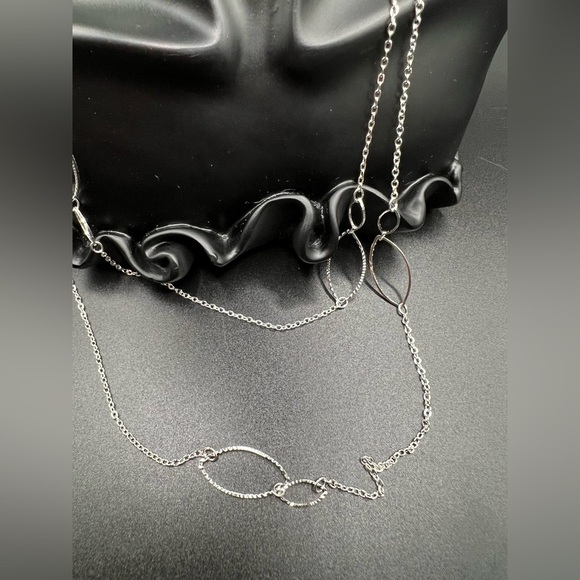 New Elegant Sheila Rose 21” Silver Chain Necklace - Picture 7 of 9